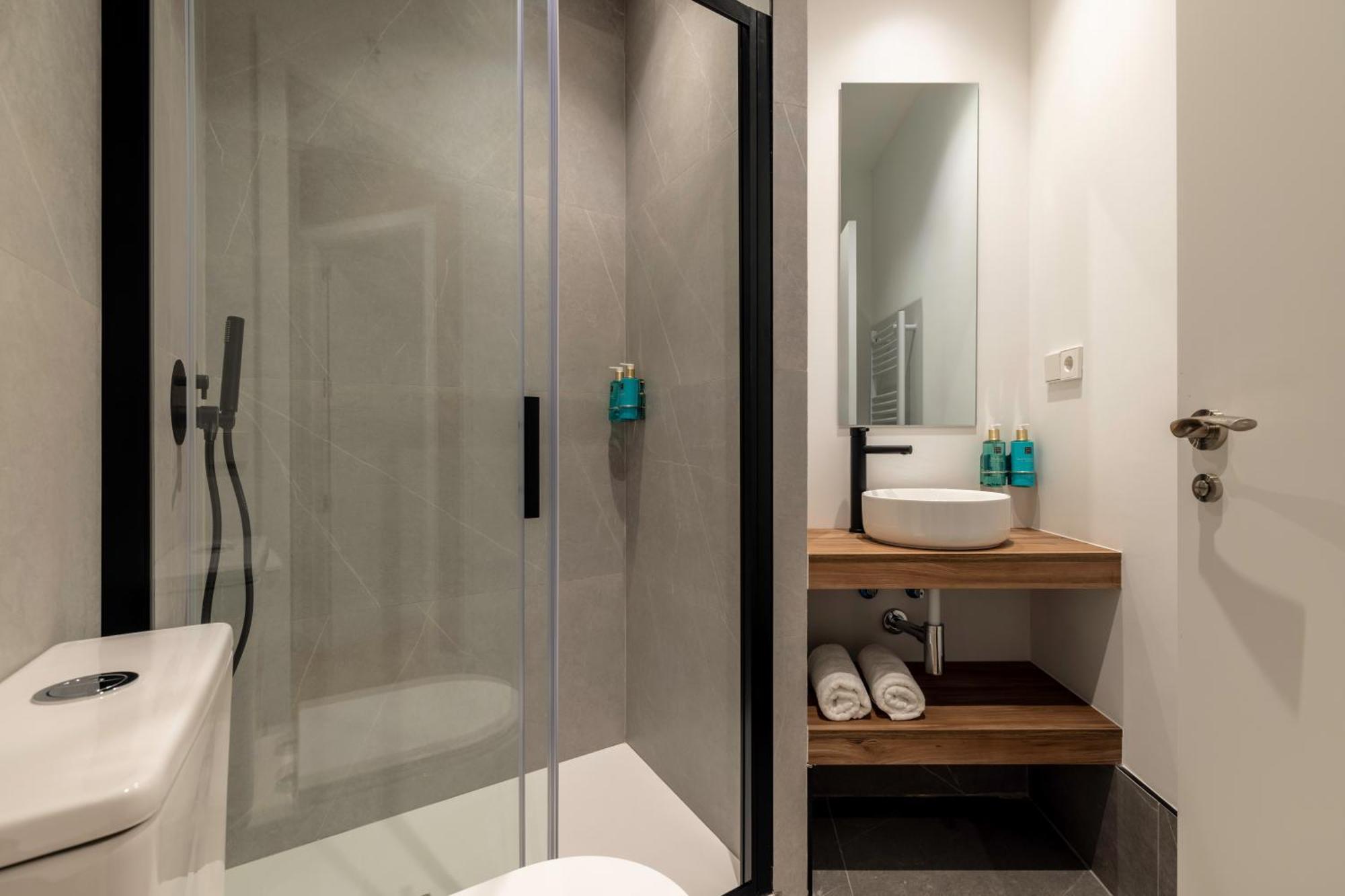 New Designed Flat 3 Bedrooms 2 Showers Madrid Extérieur photo
