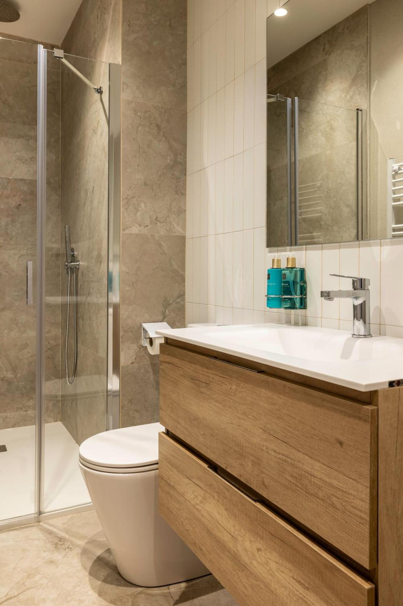 New Designed Flat 3 Bedrooms 2 Showers Madrid Extérieur photo
